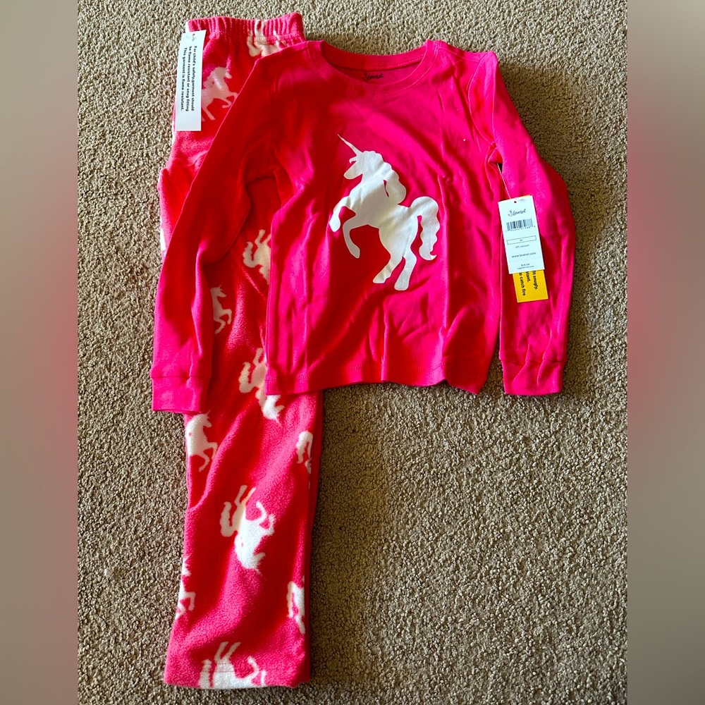 Warm PJ’s 🦄 - Picture 4 of 4